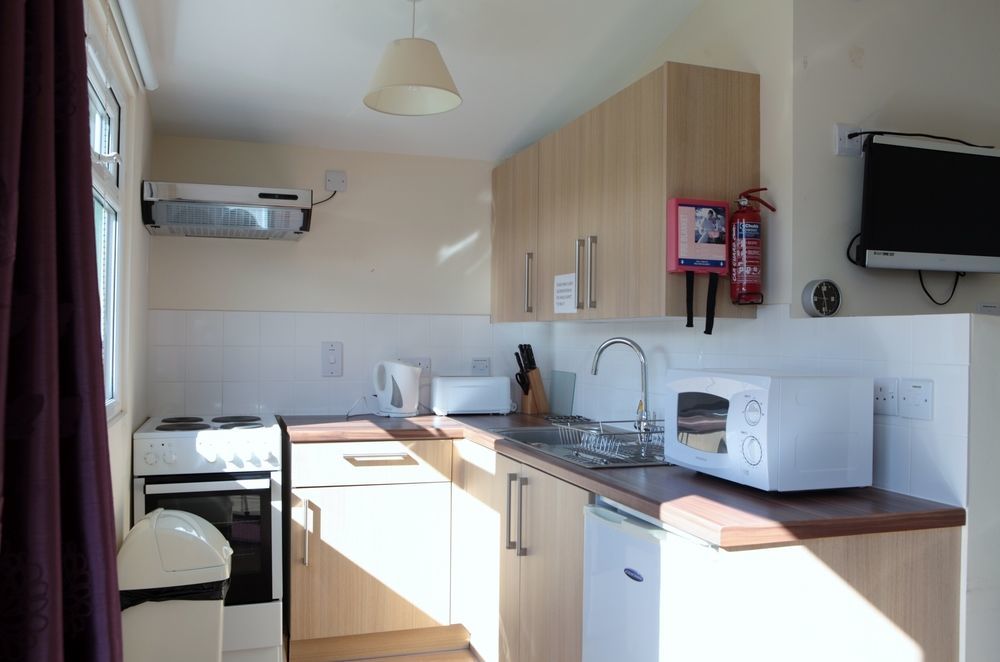 Atlantic Bays Holiday Park Padstow Buitenkant foto