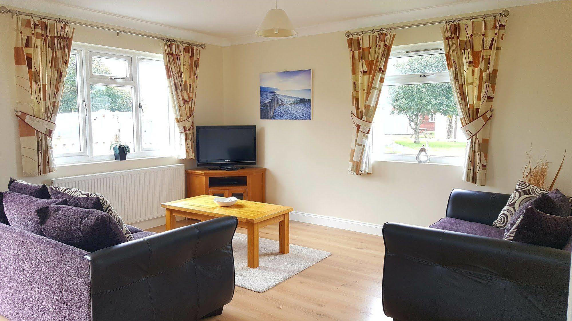 Atlantic Bays Holiday Park Padstow Buitenkant foto