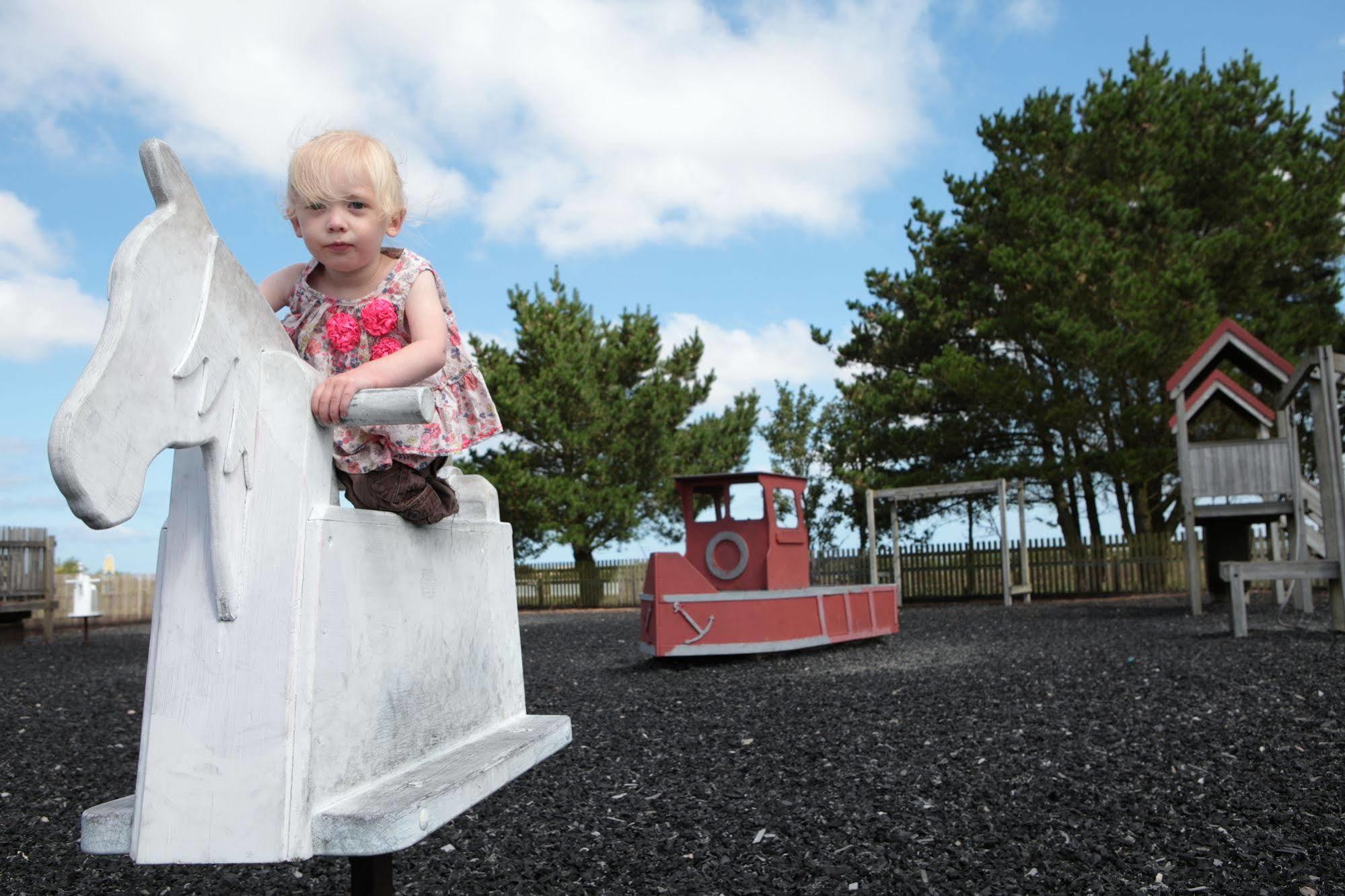Atlantic Bays Holiday Park Padstow Buitenkant foto